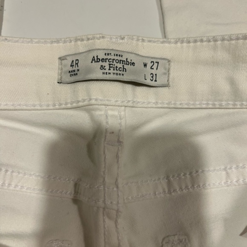 ABERCROMBIE & FITCH WHITE SKINNY JEANS SIZE 4R / 27 - LENGTH 31 - Picture 3 of 10